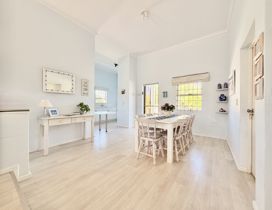 4 Bedroom Property for Sale in Vermont Western Cape